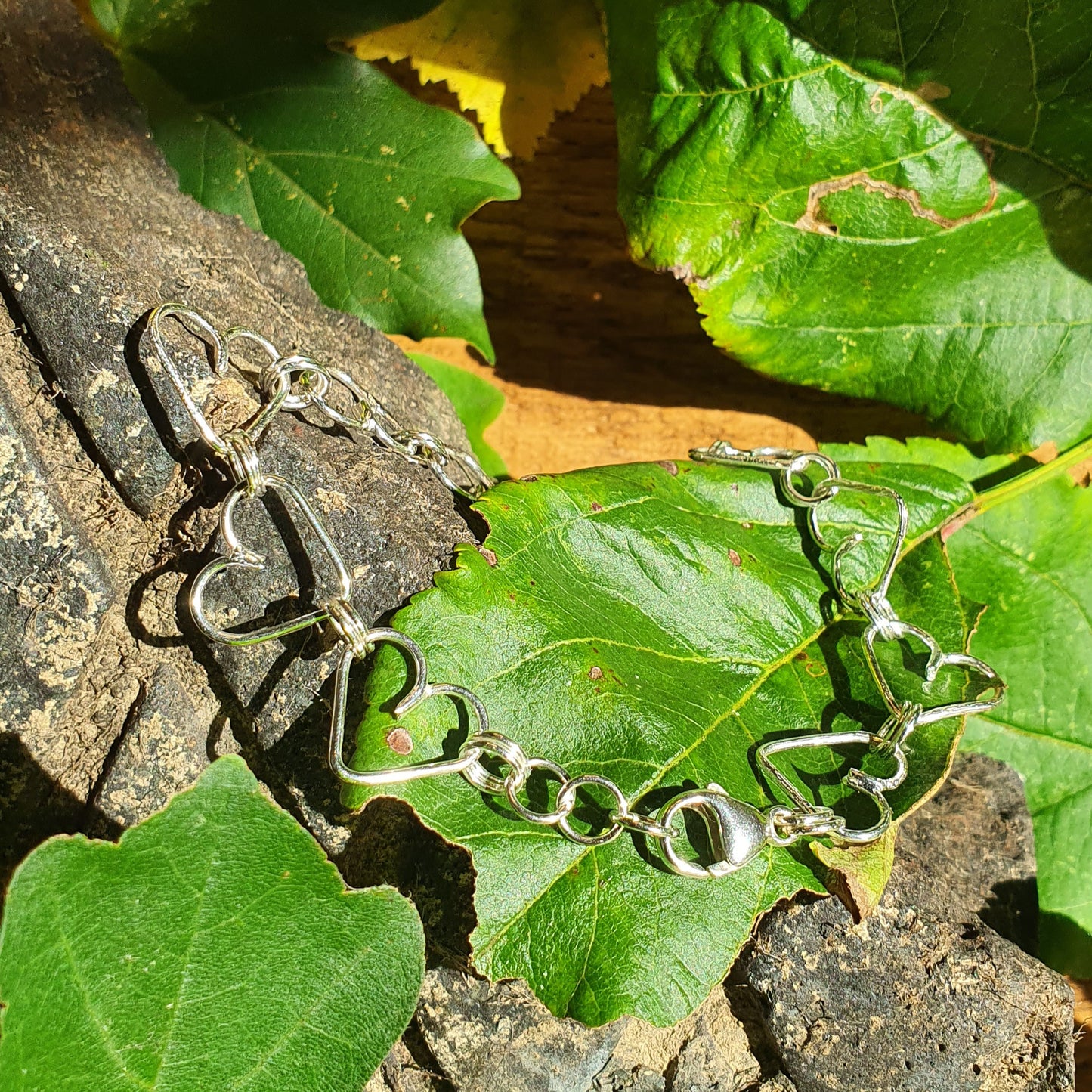 A line of hearts Bracelet