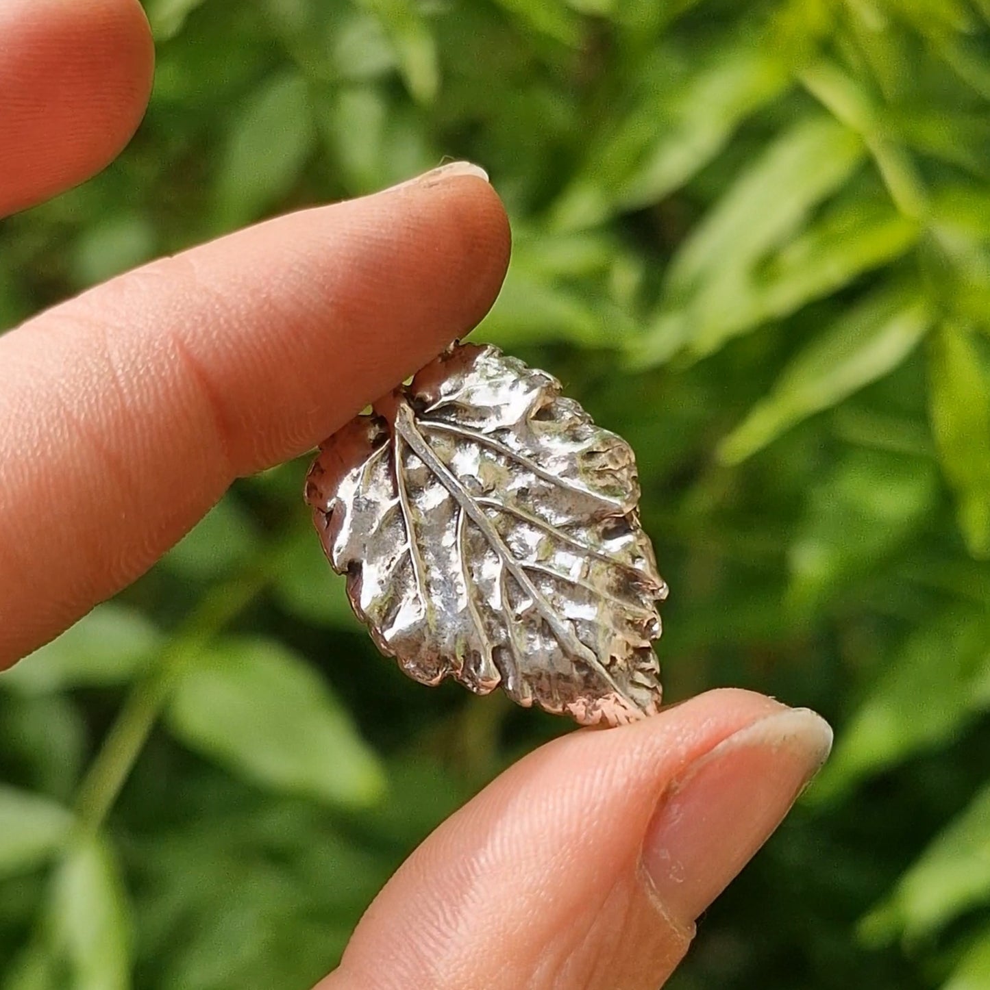 Lacock Leaf Imprint Keep Sake ~ charm only