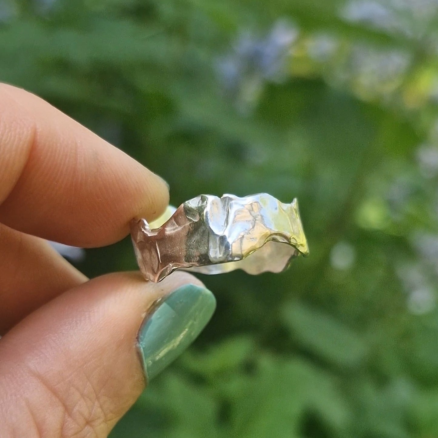 Molten Flow Ring