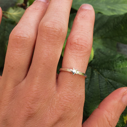 Dainty Star Ring