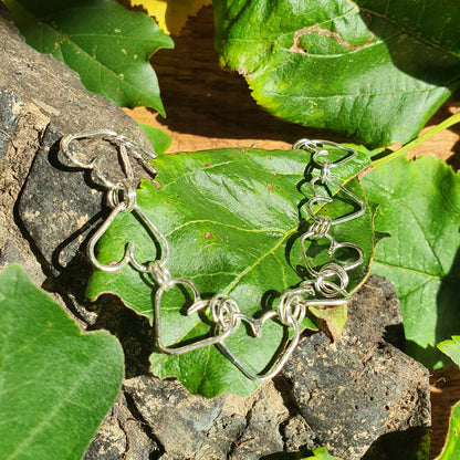 A line of hearts Bracelet