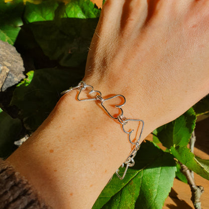 A line of hearts Bracelet