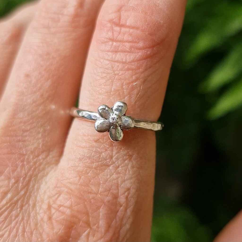 Lacock Imprint Ring no.6 ~ size N