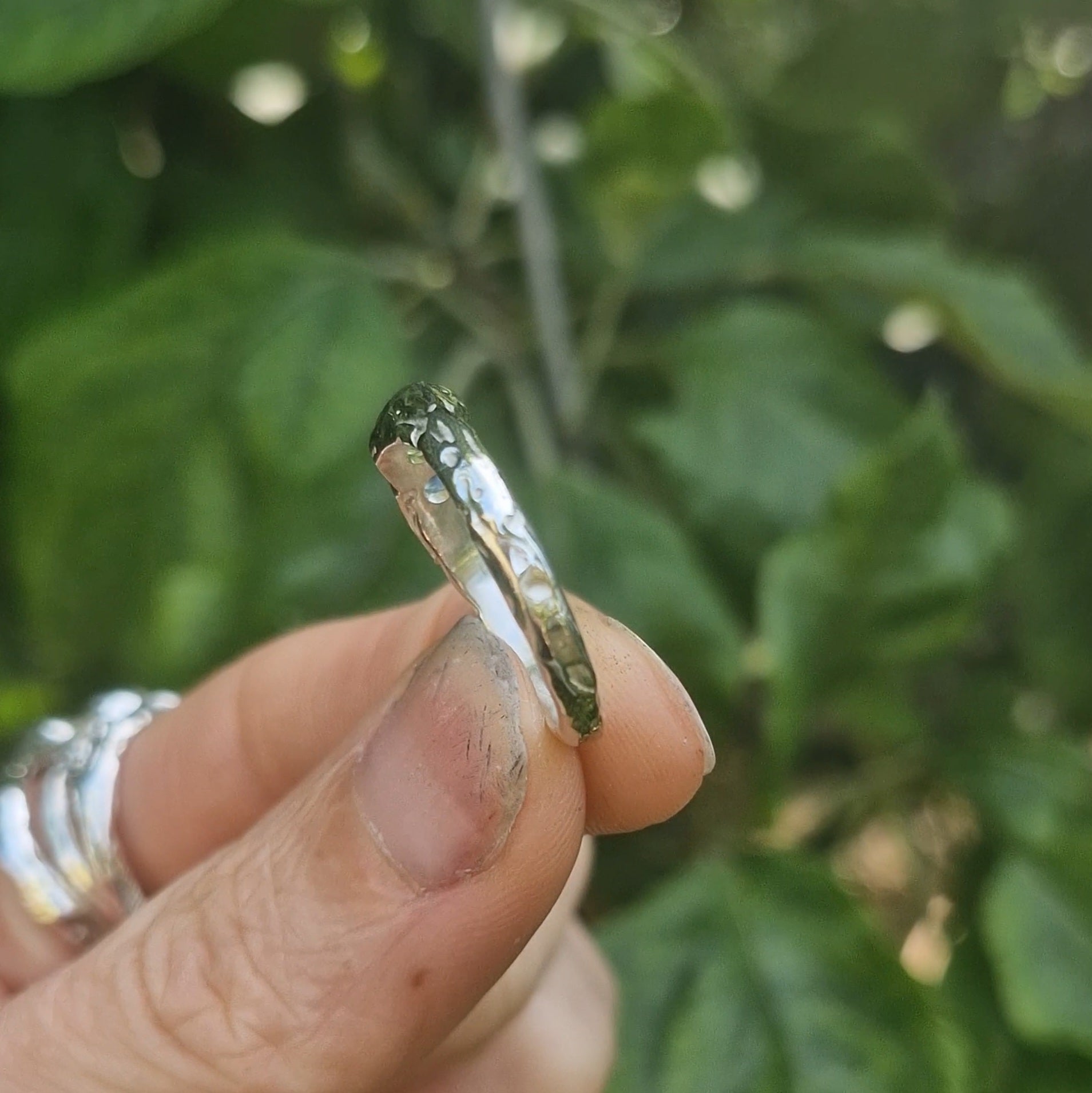 Molten Peridot & Topaz Ring - size uk m 1/2