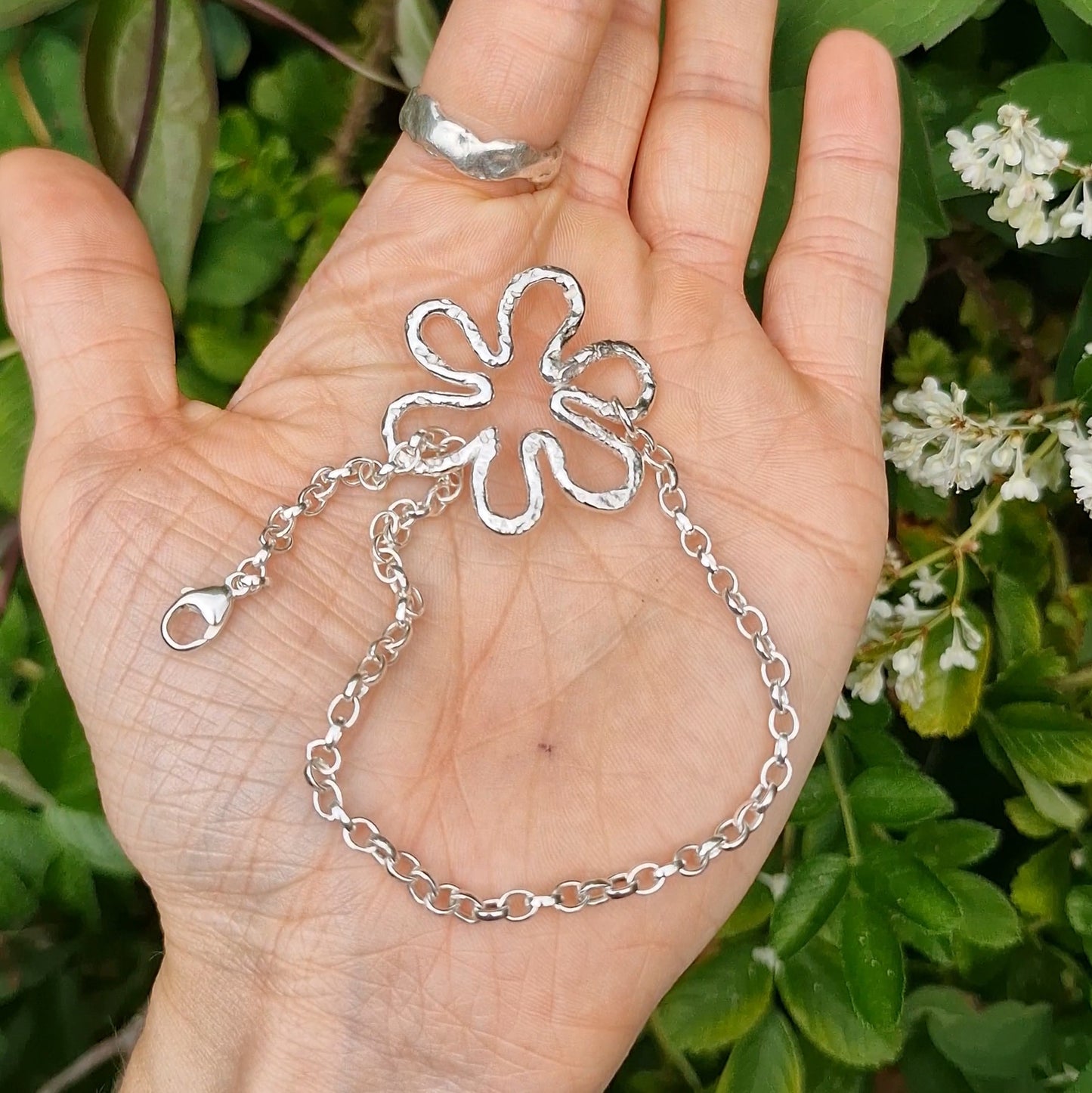 Molten Flower Thread Bracelet