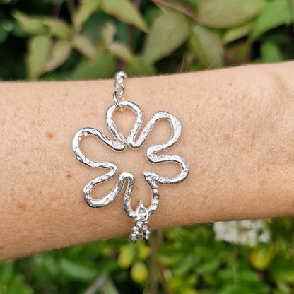 Molten Flower Thread Bracelet