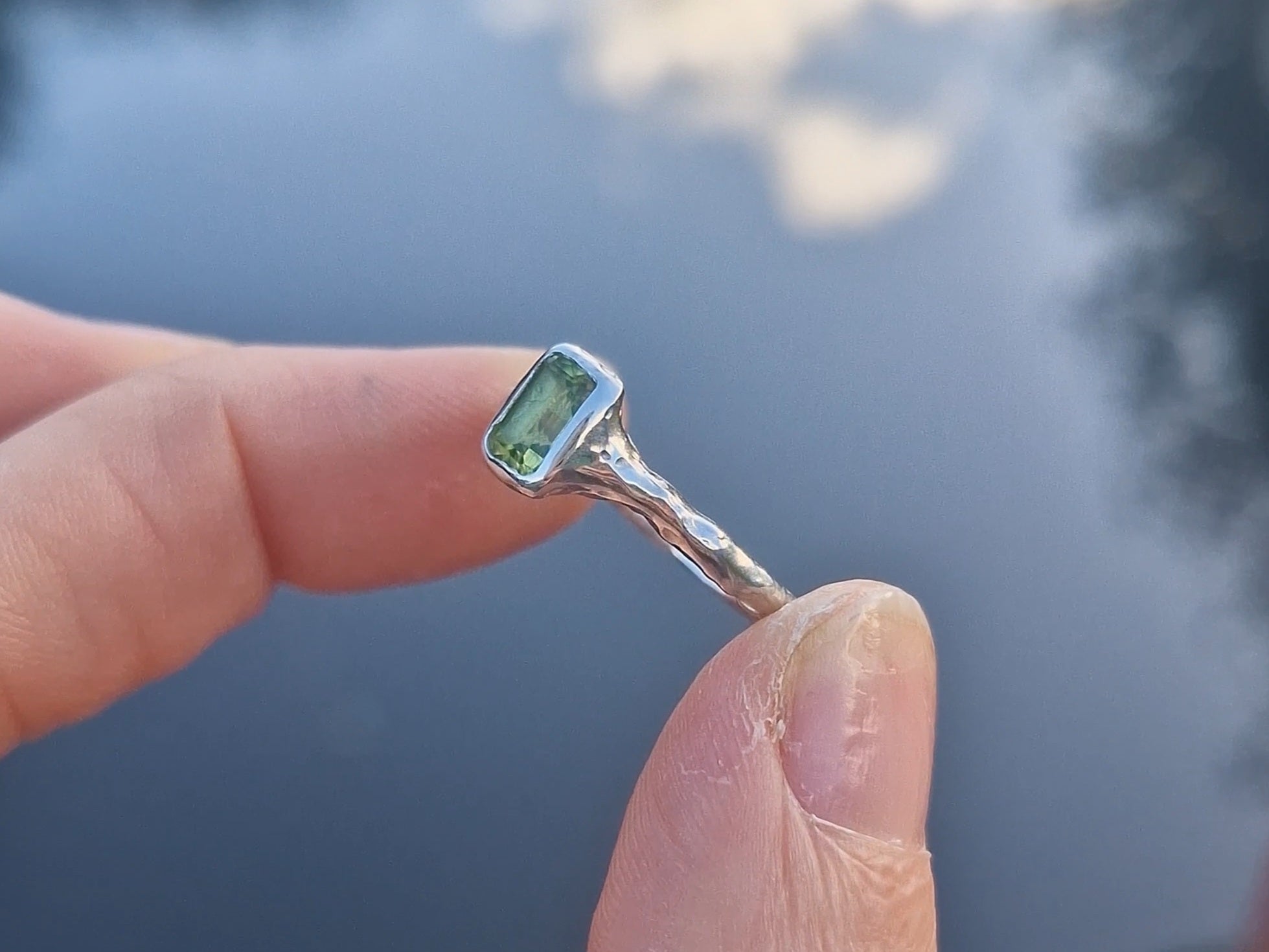 Molten Peridot Ring - Size UK O 1/2