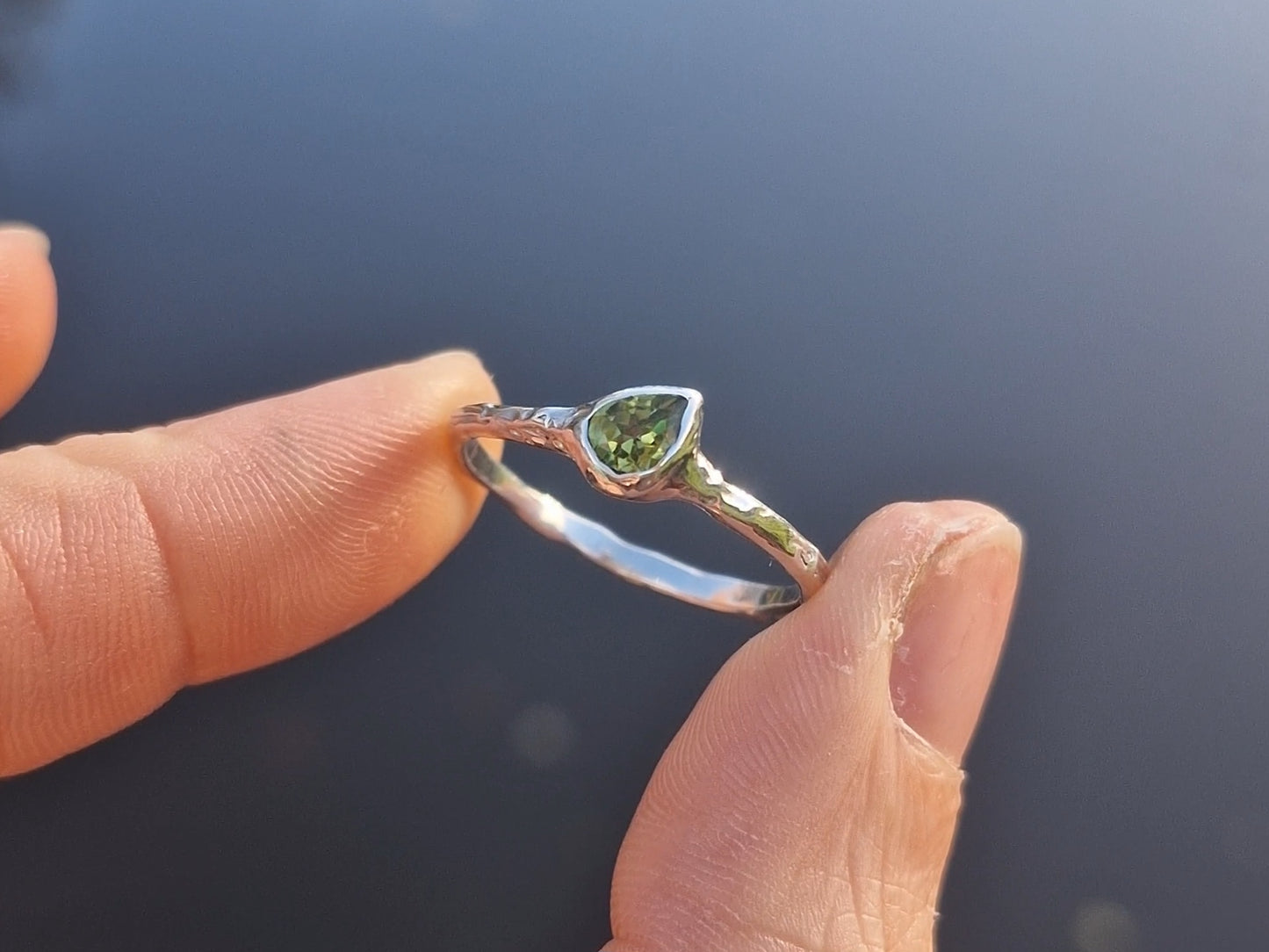 Molten Pear Peridot Ring - Size UK Q