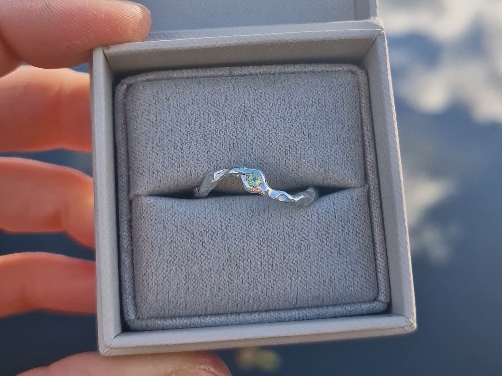 Molten Peridot Wave Ring - Size UK O
