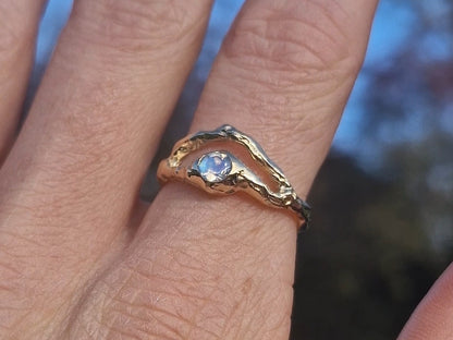 9ct Gold Molten Aura Ring