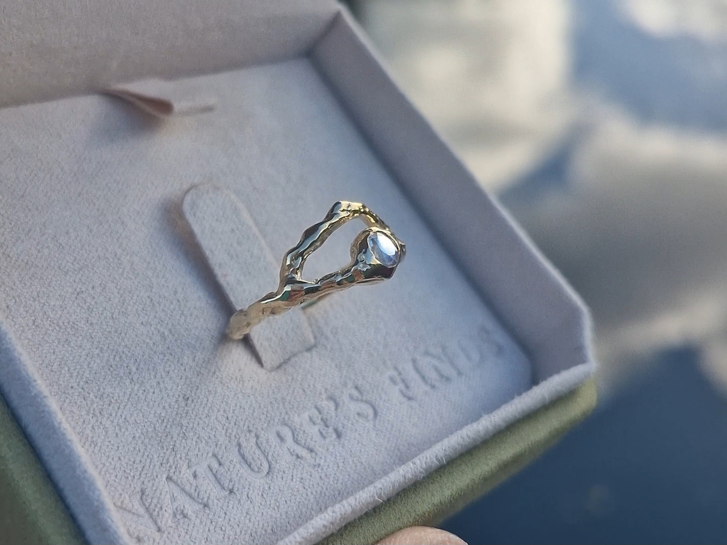 9ct Gold Molten Aura Ring