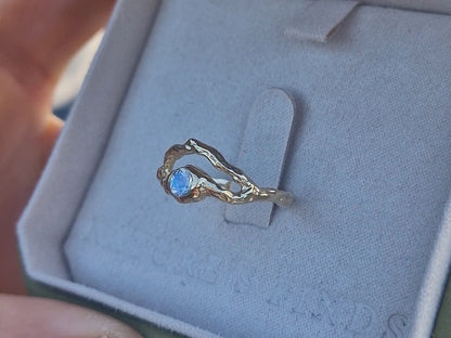 9ct Gold Molten Aura Ring