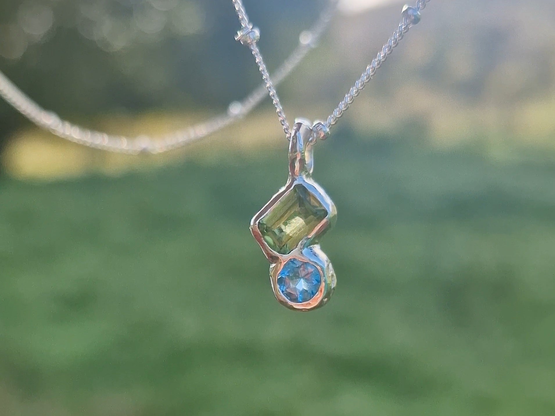 Flow Gem Duo Necklace