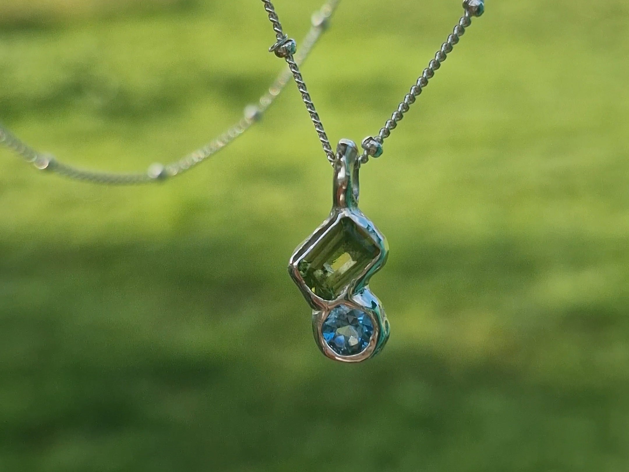 Flow Gem Duo Necklace