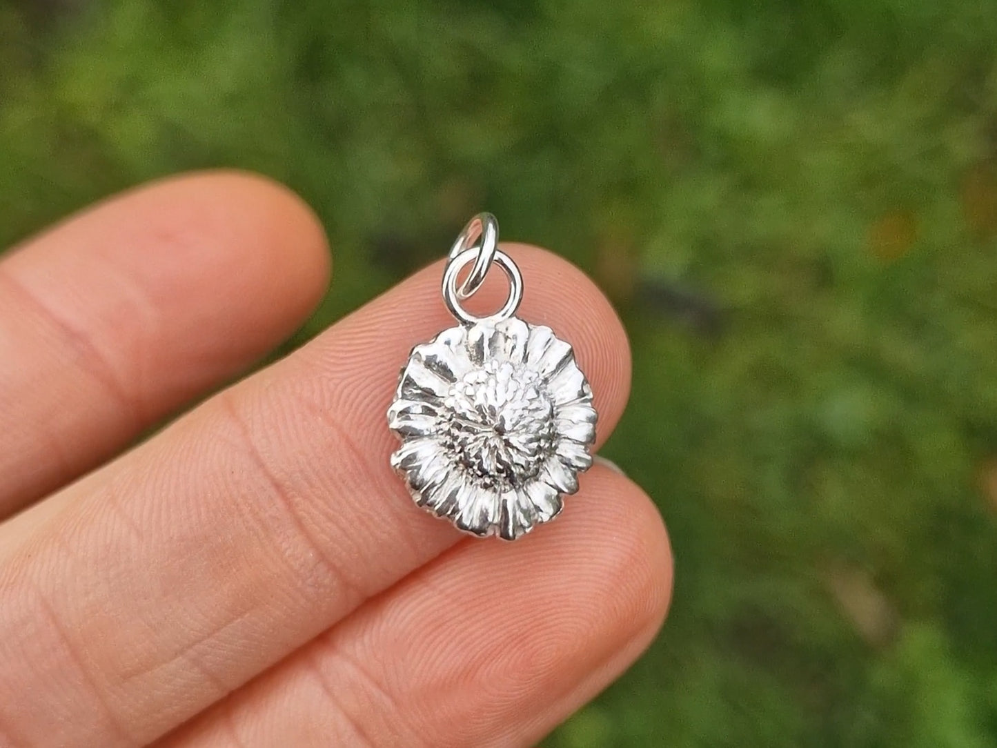 Lacock Imprint ~ Unique Daisy no.3