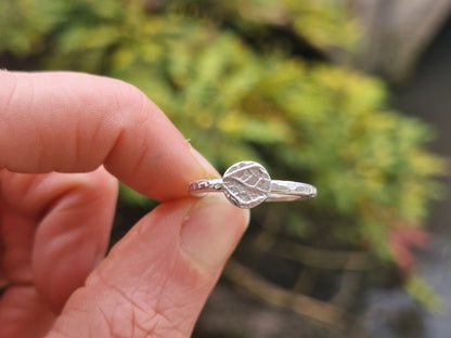 Lacock Imprint Ring no.34 ~ UK M