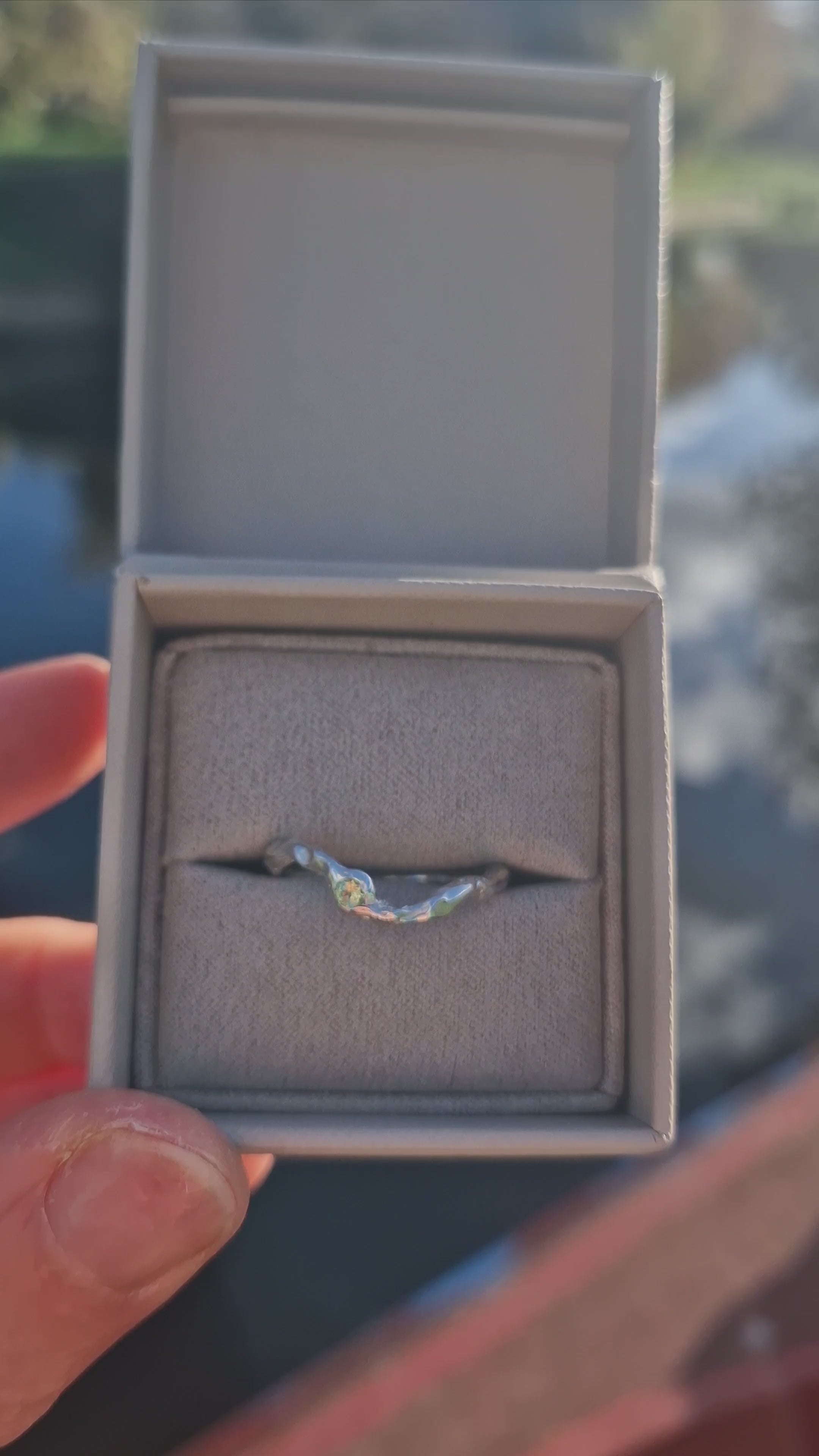 Molten Peridot Wave Ring - Size UK O