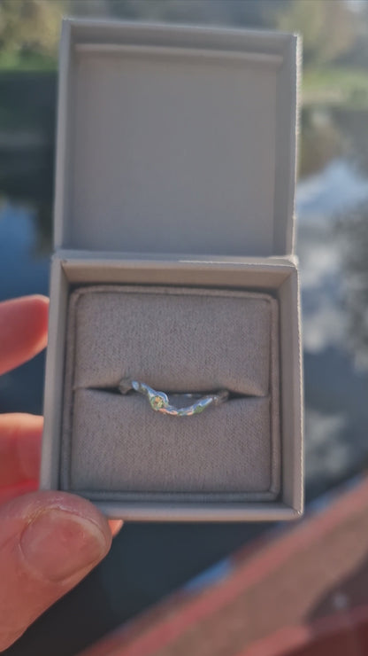 Molten Peridot Wave Ring - Size UK O