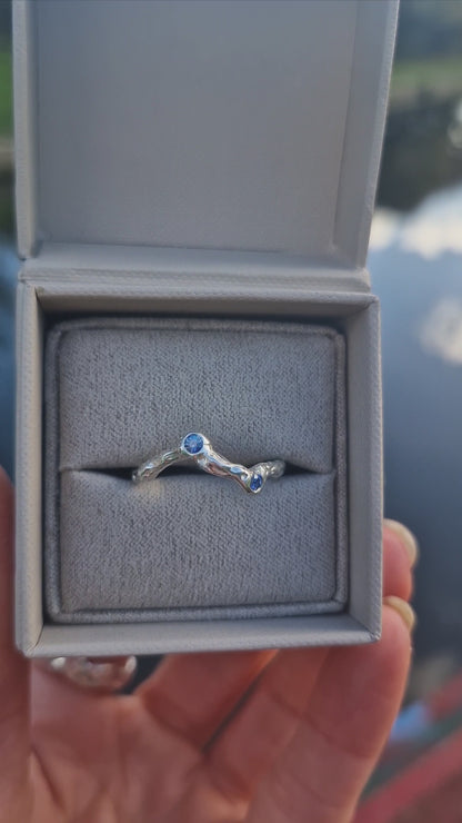 Molten Sapphire Wave Ring - Size UK P