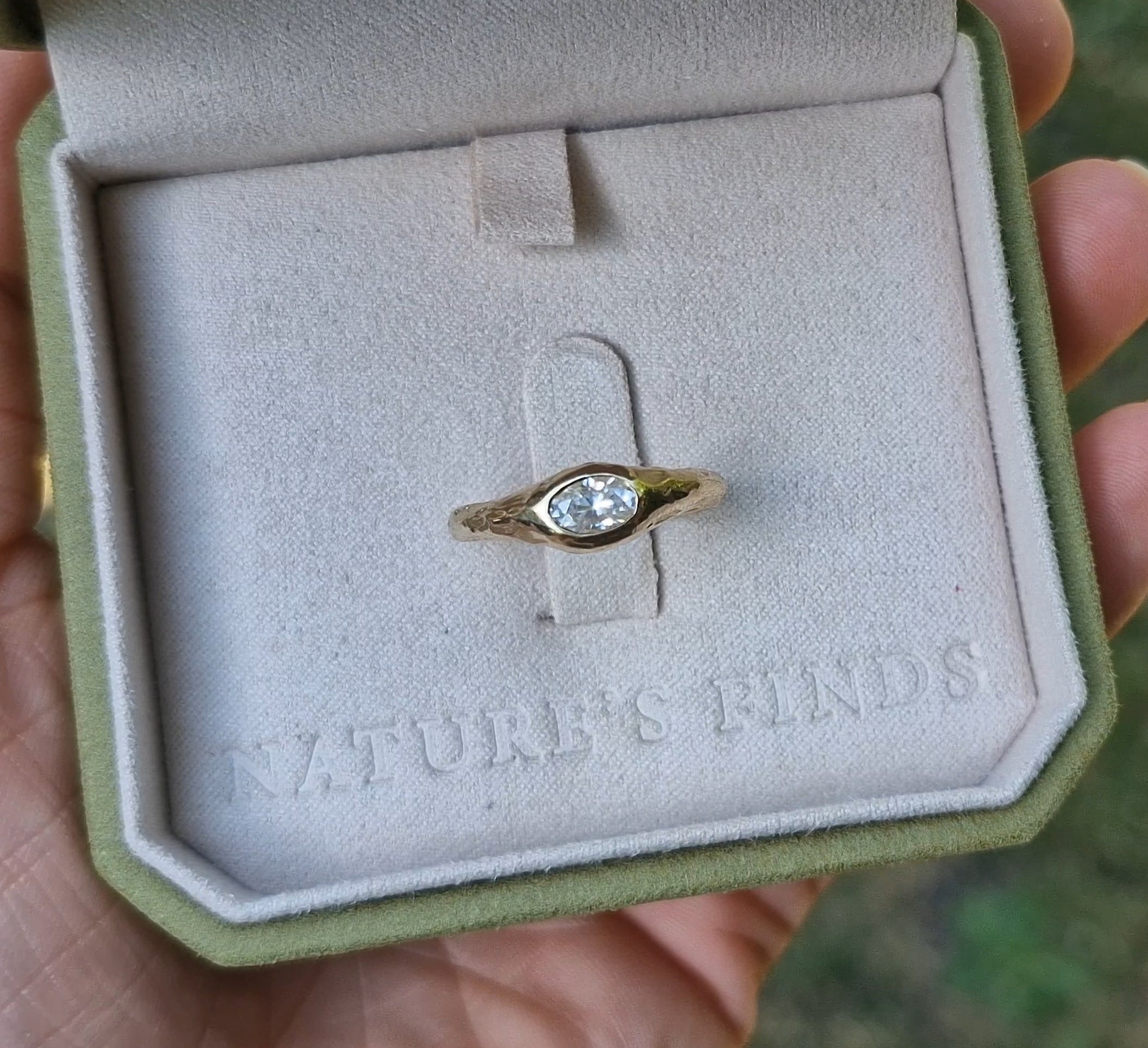 The Scintilla Earth Ring
