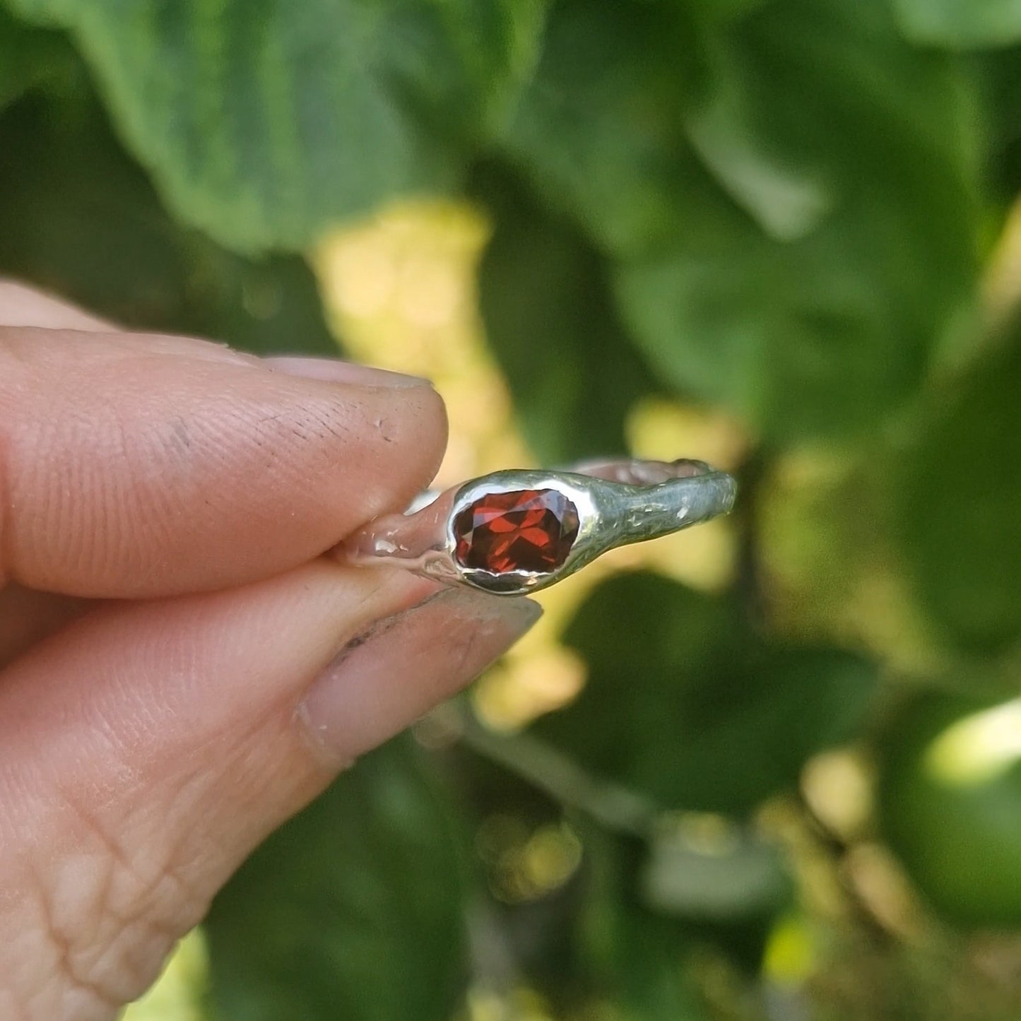 Molten Red Garnet Ring - size uk Q