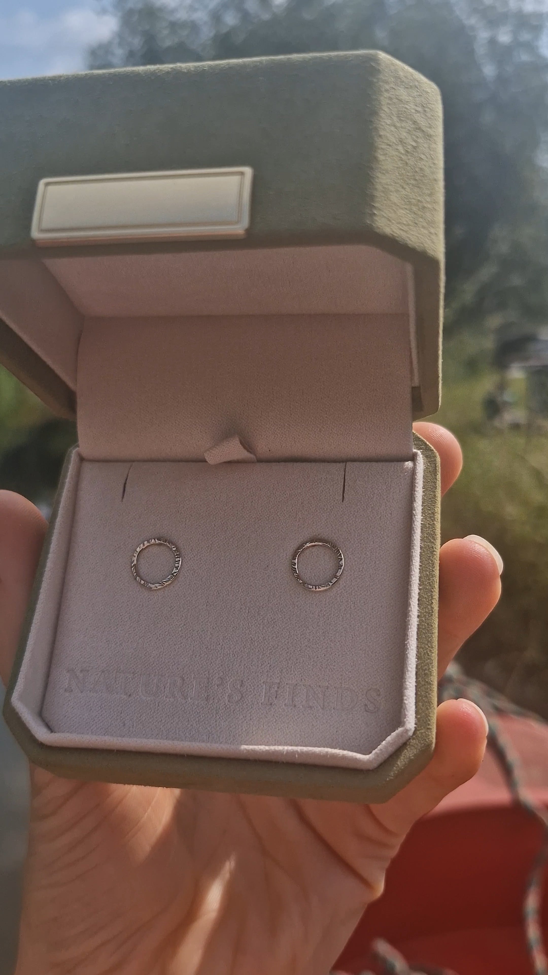9ct Solid Gold Bark Textured Circle Studs