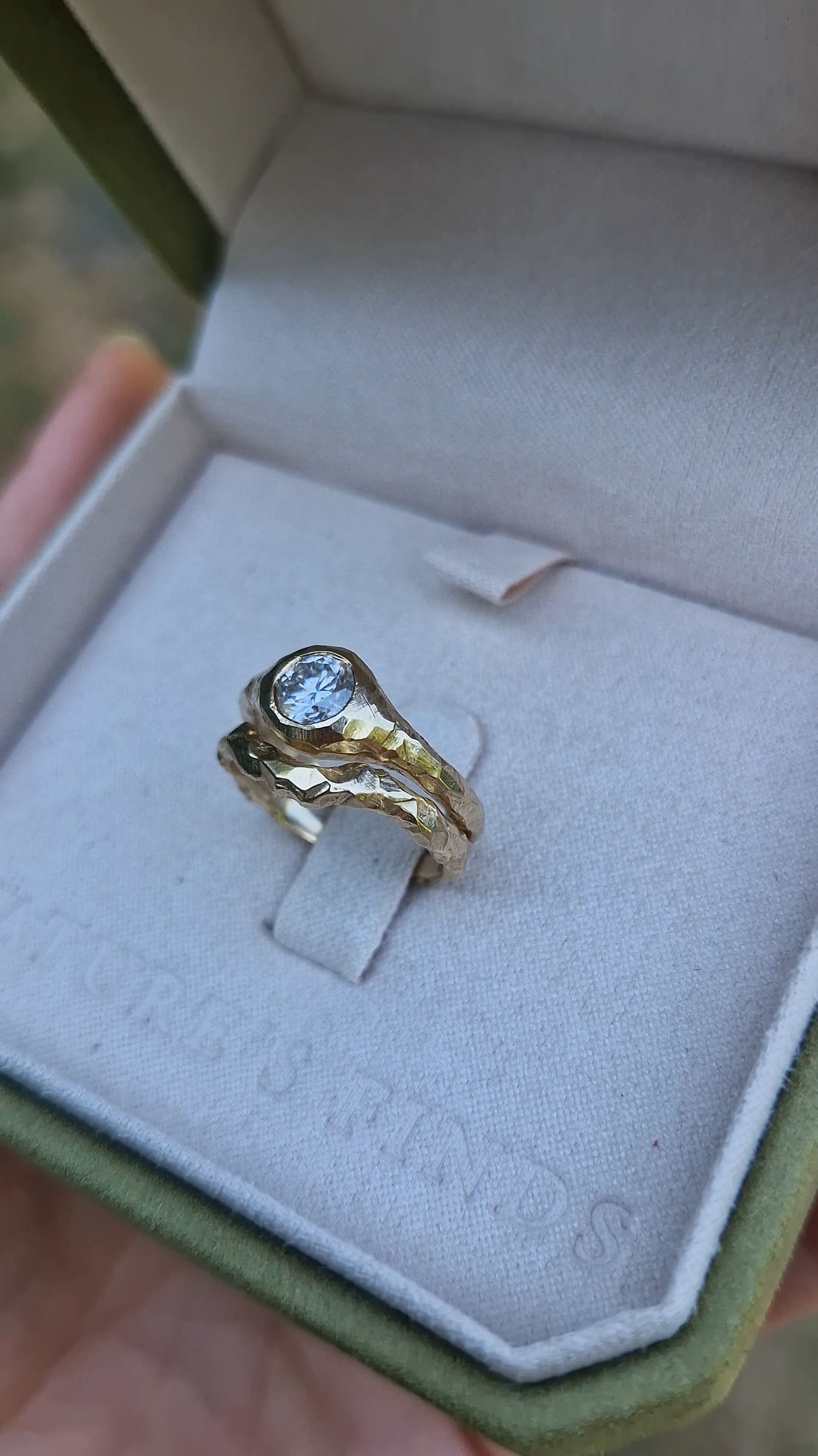 Rockform Wedding Set